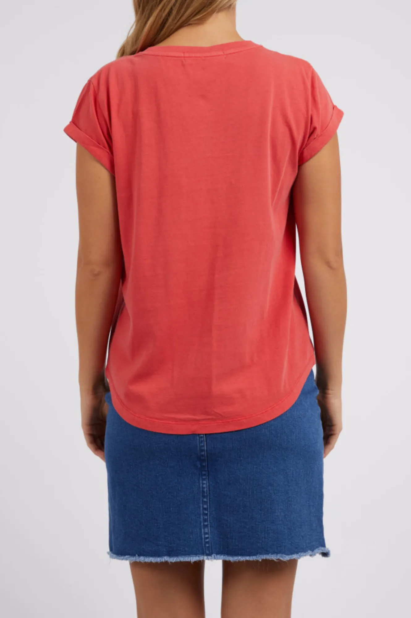 Manly Vee T-Shirt - Cayenne